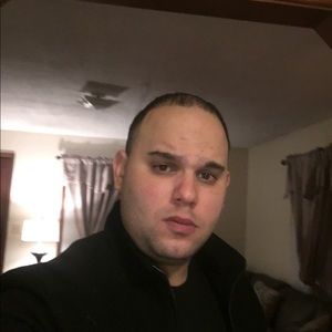 Meet your Posher, Carlos roberto